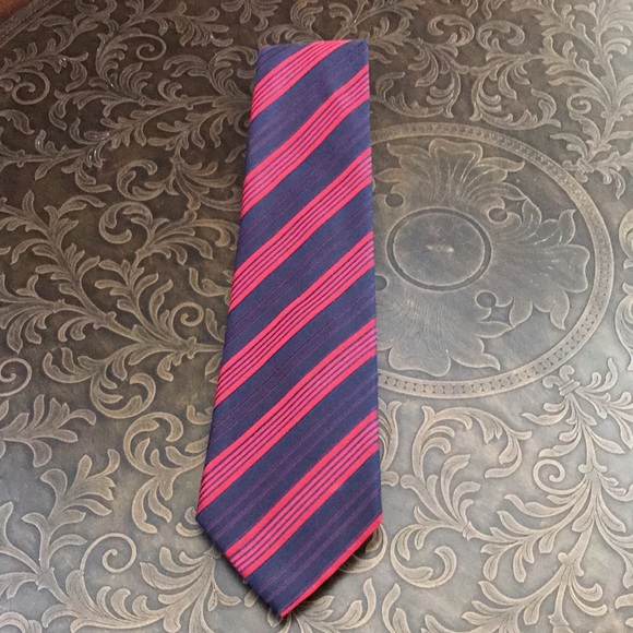 Vintage Gianni Viera Made in Italy Men’s Silk Tie Red and Blue - Picture 7 of 8